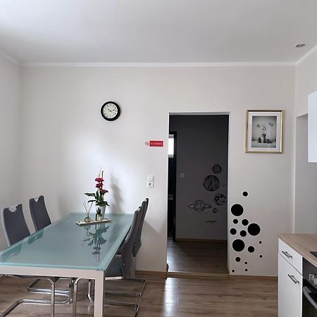 Up Resistances G Apartment Baden Ngoại thất bức ảnh