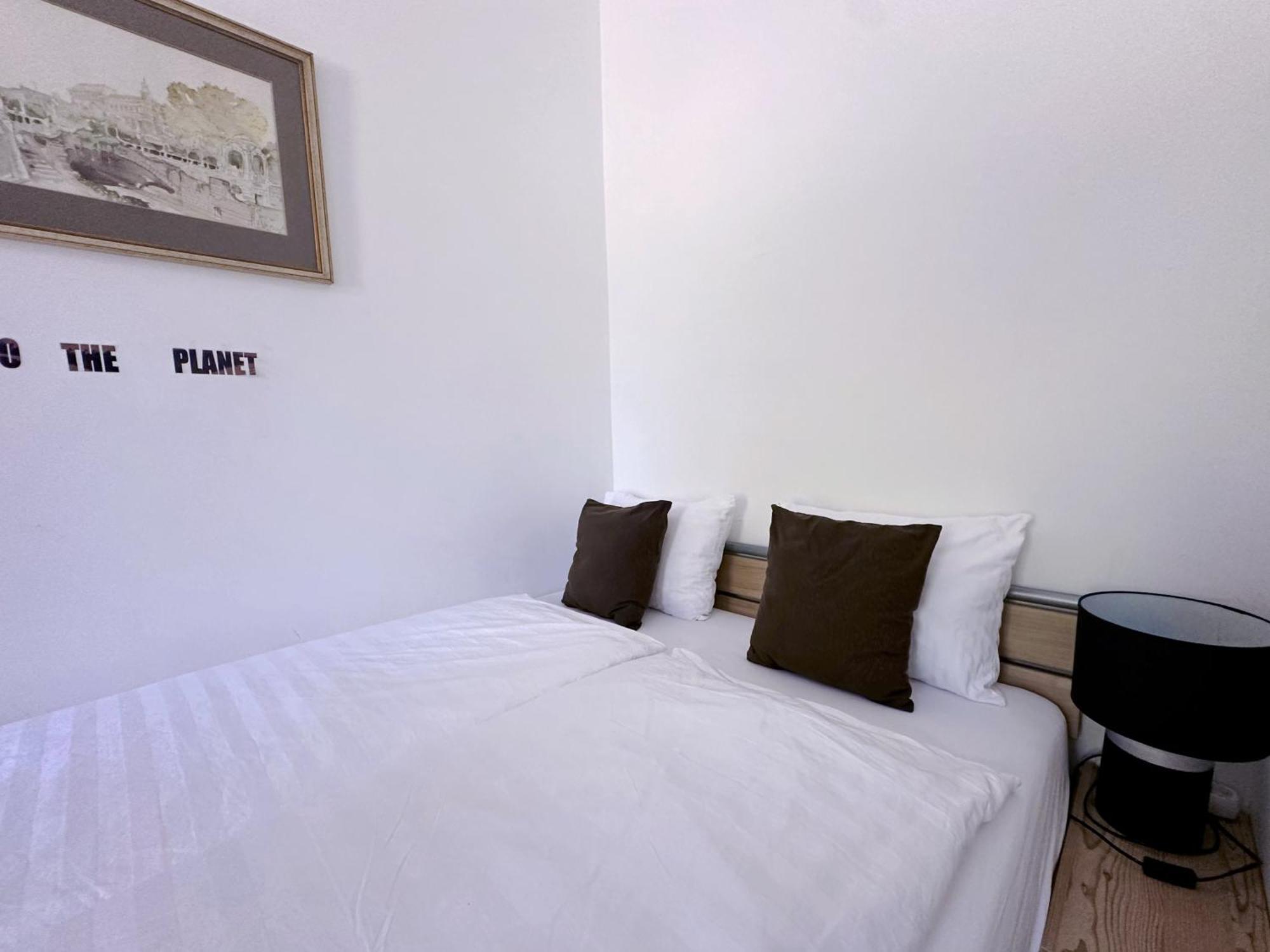 Up Resistances G Apartment Baden Ngoại thất bức ảnh