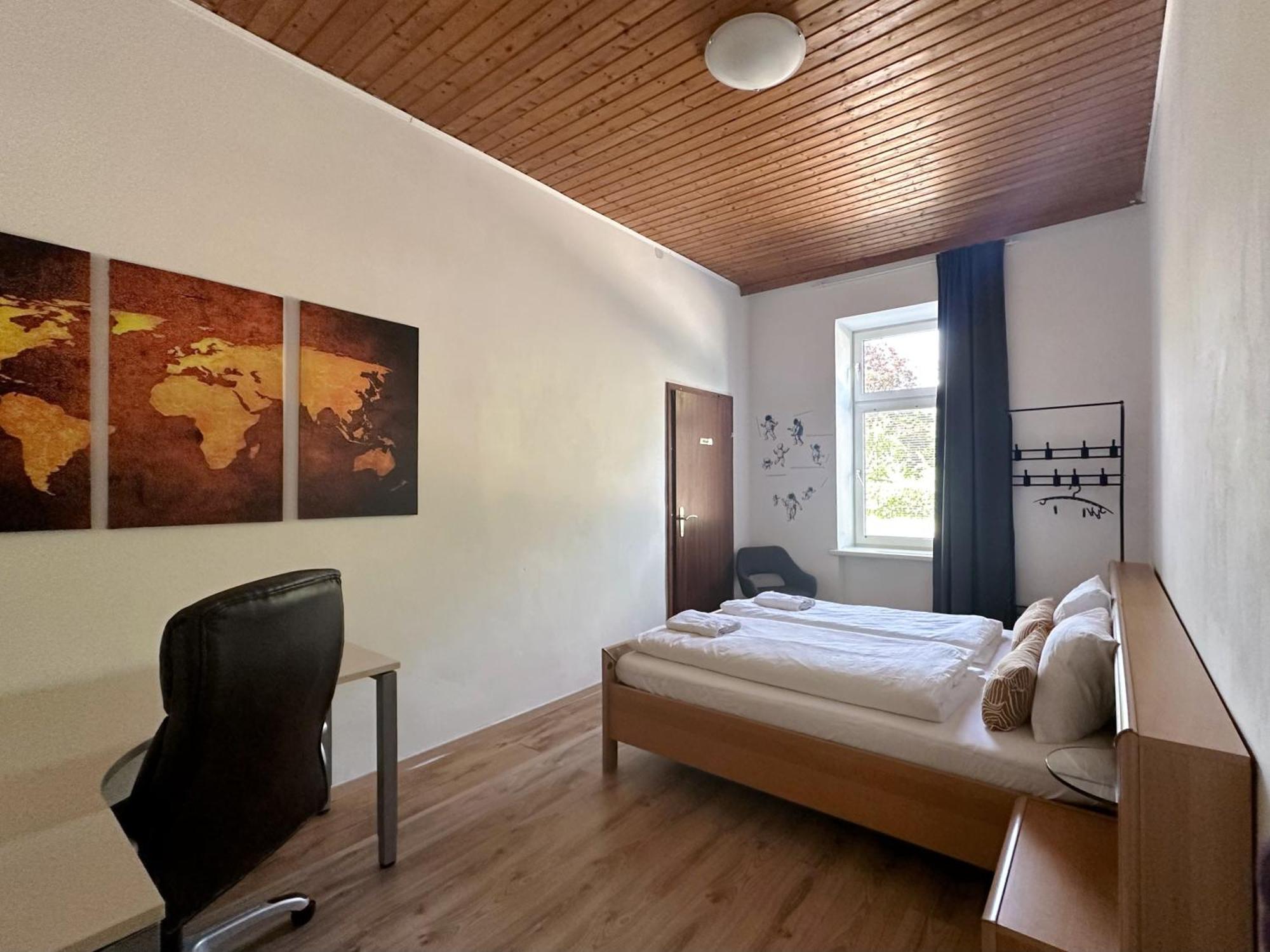 Up Resistances G Apartment Baden Ngoại thất bức ảnh